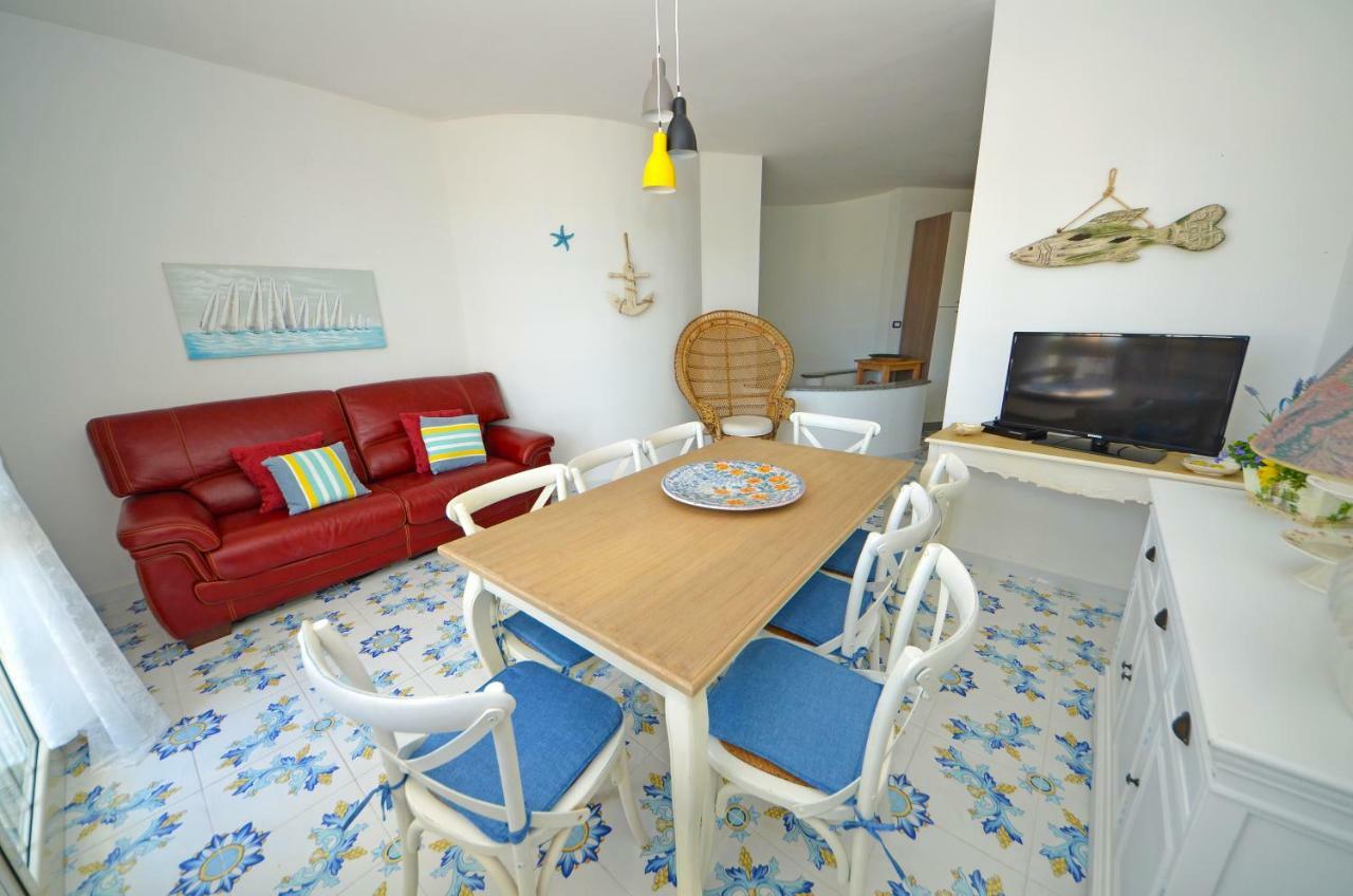 Casa Baia Tramonto Villa Patù Eksteriør bilde